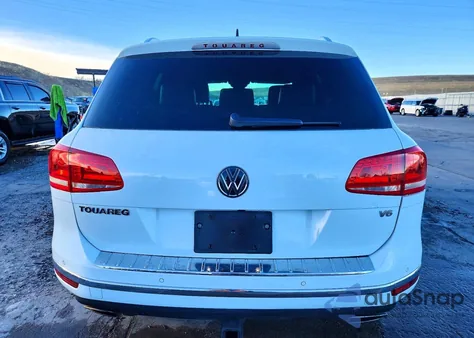 2017 Volkswagen Touareg Wolfsburg from USA, damaged, VIN WVGRF7BP5HD004277